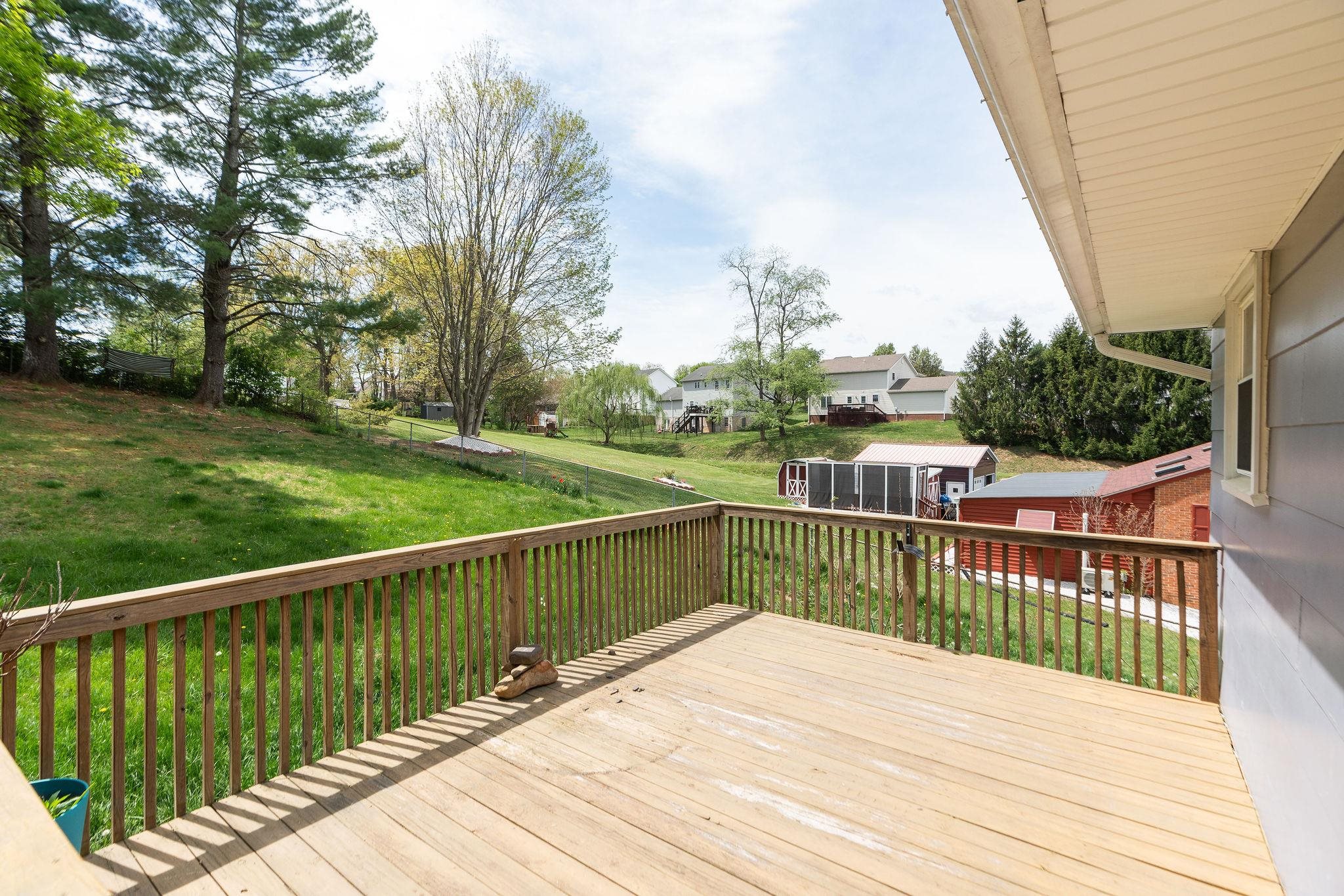 402 MARSHALL ST, STAUNTON, Virginia 24401, 4 Bedrooms Bedrooms, ,3 BathroomsBathrooms,Residential,402 MARSHALL ST,663614 MLS # 663614