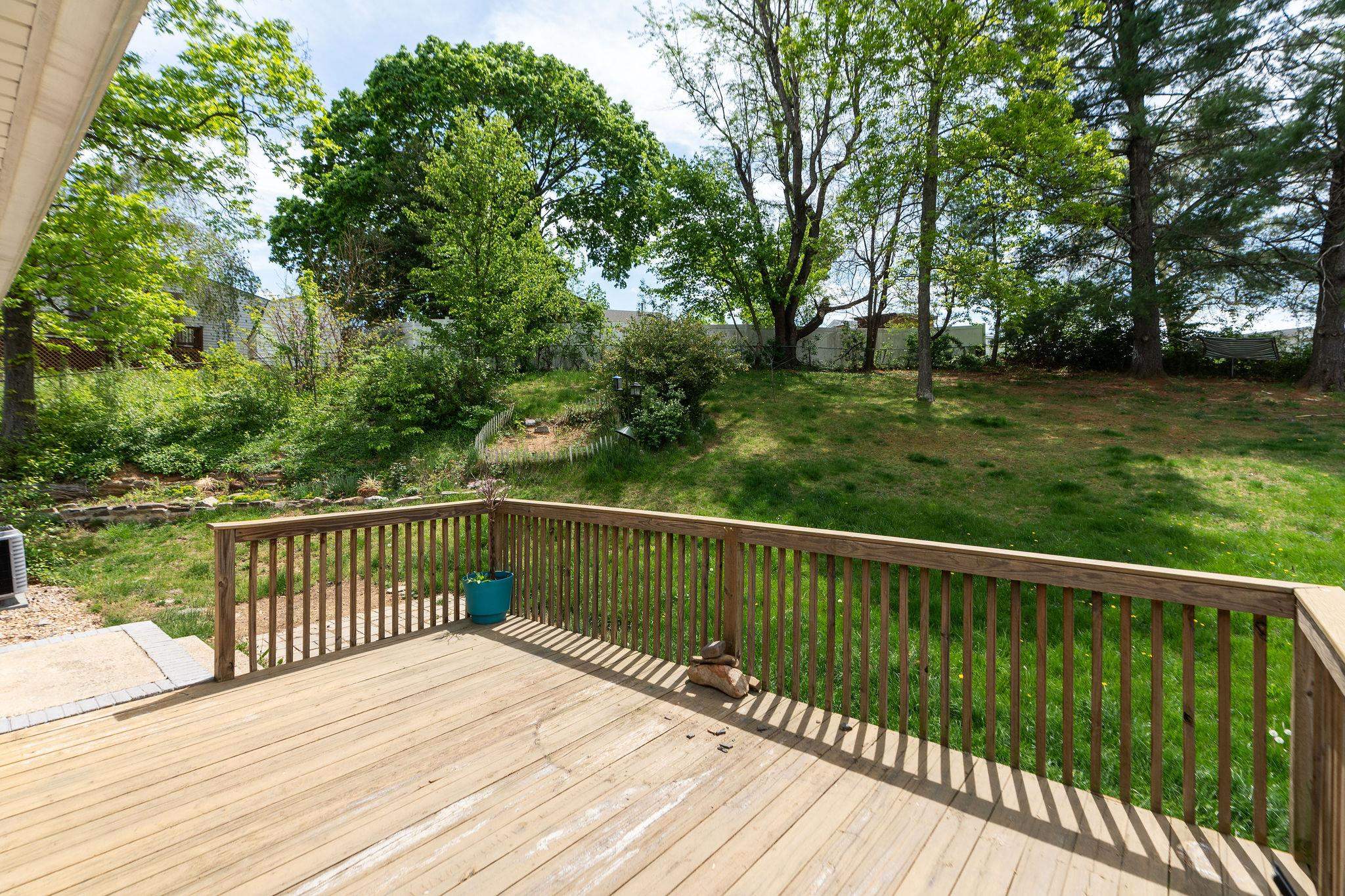 402 MARSHALL ST, STAUNTON, Virginia 24401, 4 Bedrooms Bedrooms, ,3 BathroomsBathrooms,Residential,402 MARSHALL ST,663614 MLS # 663614