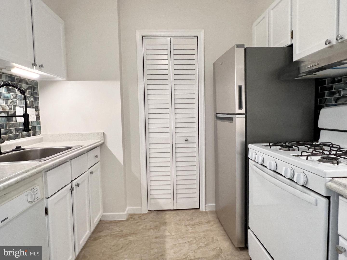 430 M ST SW #N203, WASHINGTON, District Of Columbia 20024, ,1 BathroomBathrooms,Residential,For sale,430 M ST SW #N203,DCDC2197688 MLS # DCDC2197688