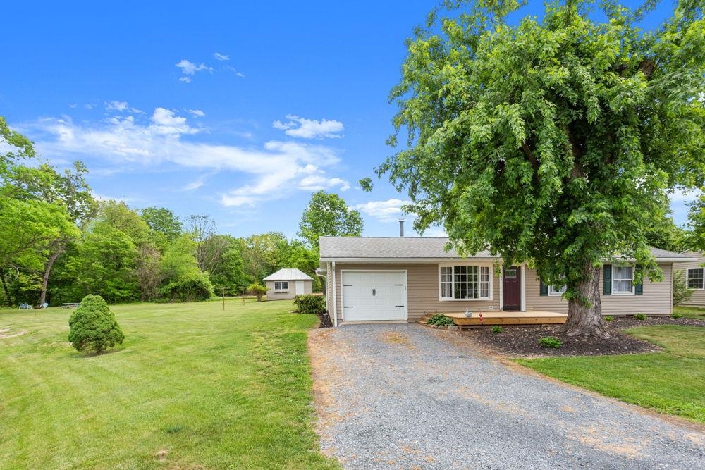349 WALNUT DR, TIMBERVILLE, Virginia 22853, 4 Bedrooms Bedrooms, ,2 BathroomsBathrooms,Residential,349 WALNUT DR,664609 MLS # 664609