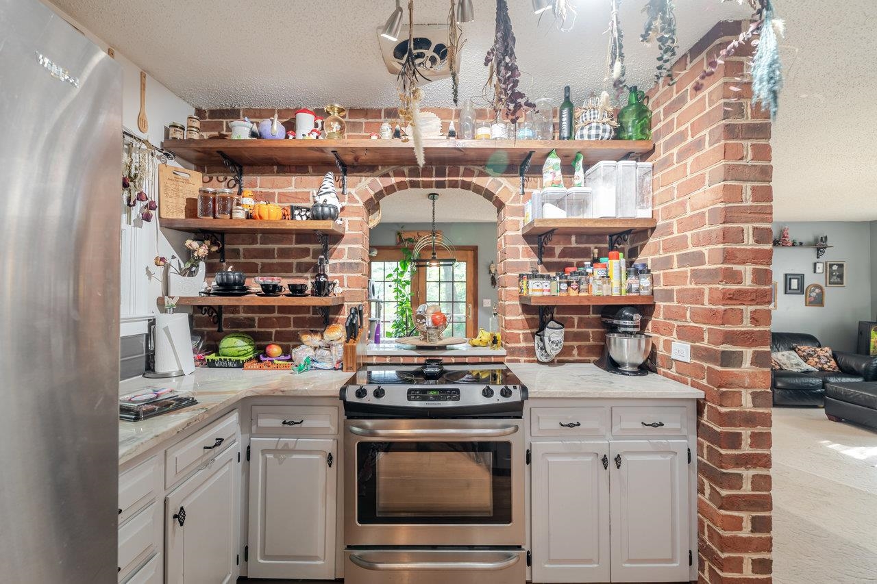 2490 HOPKINS DR, MCGAHEYSVILLE, Virginia 22840, 3 Bedrooms Bedrooms, ,2 BathroomsBathrooms,Residential,2490 HOPKINS DR,666546 MLS # 666546