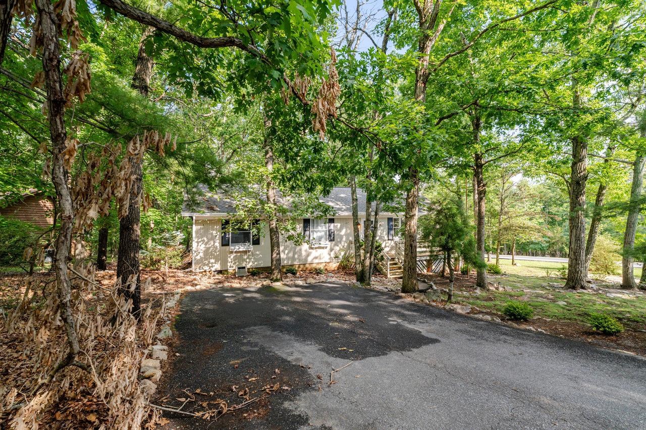 2490 HOPKINS DR, MCGAHEYSVILLE, Virginia 22840, 3 Bedrooms Bedrooms, ,2 BathroomsBathrooms,Residential,2490 HOPKINS DR,666546 MLS # 666546