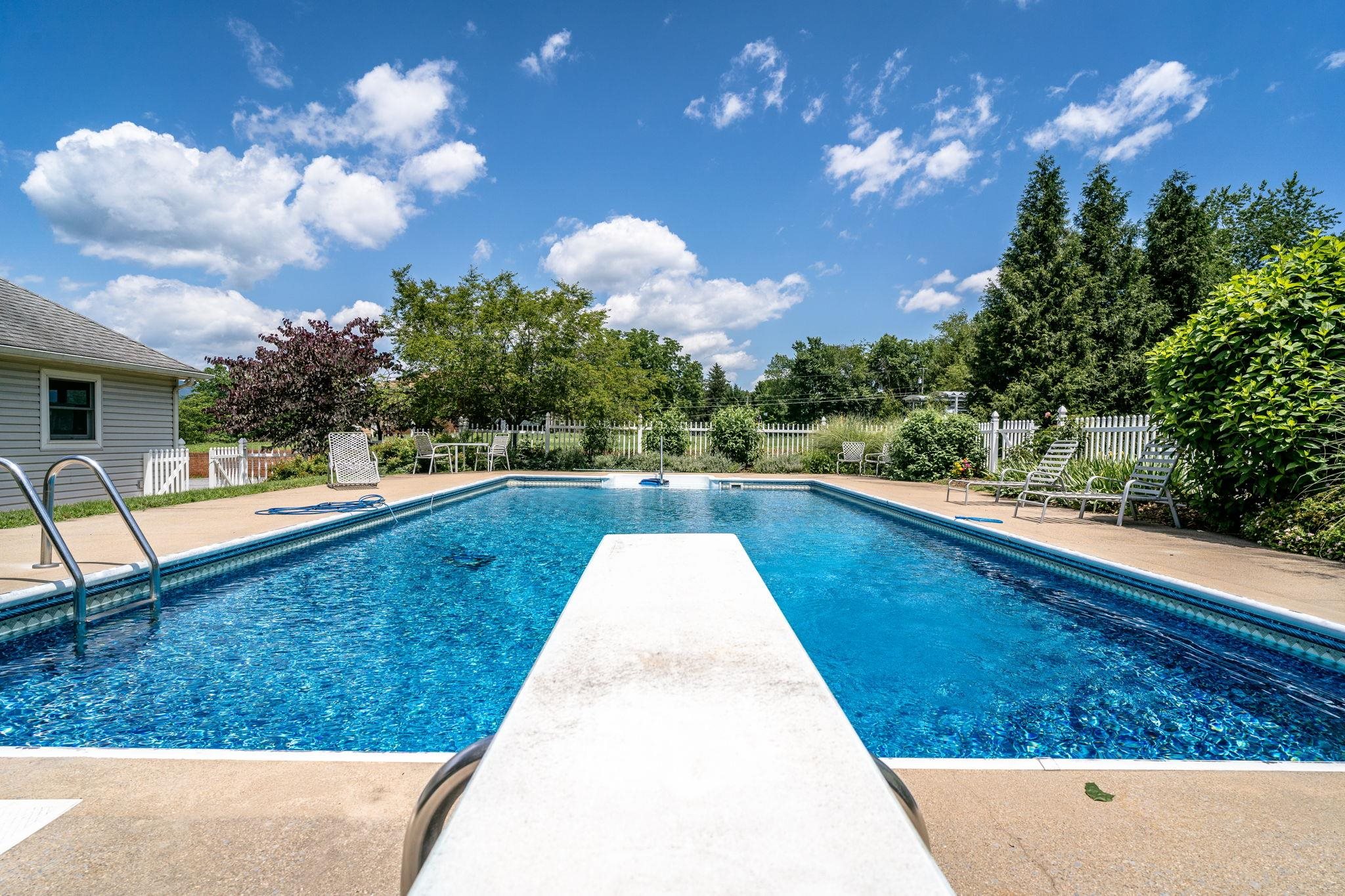 16540 STONEY LEA LN, ELKTON, Virginia 22827, 6 Bedrooms Bedrooms, ,3 BathroomsBathrooms,Residential,16540 STONEY LEA LN,666558 MLS # 666558