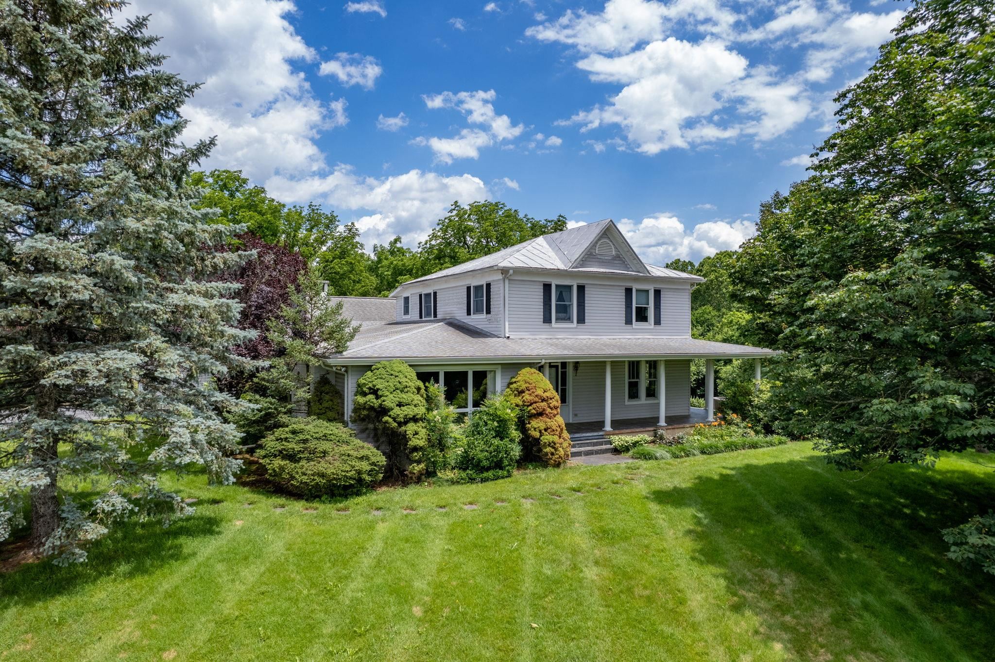 16540 STONEY LEA LN, ELKTON, Virginia 22827, 6 Bedrooms Bedrooms, ,3 BathroomsBathrooms,Residential,16540 STONEY LEA LN,666558 MLS # 666558
