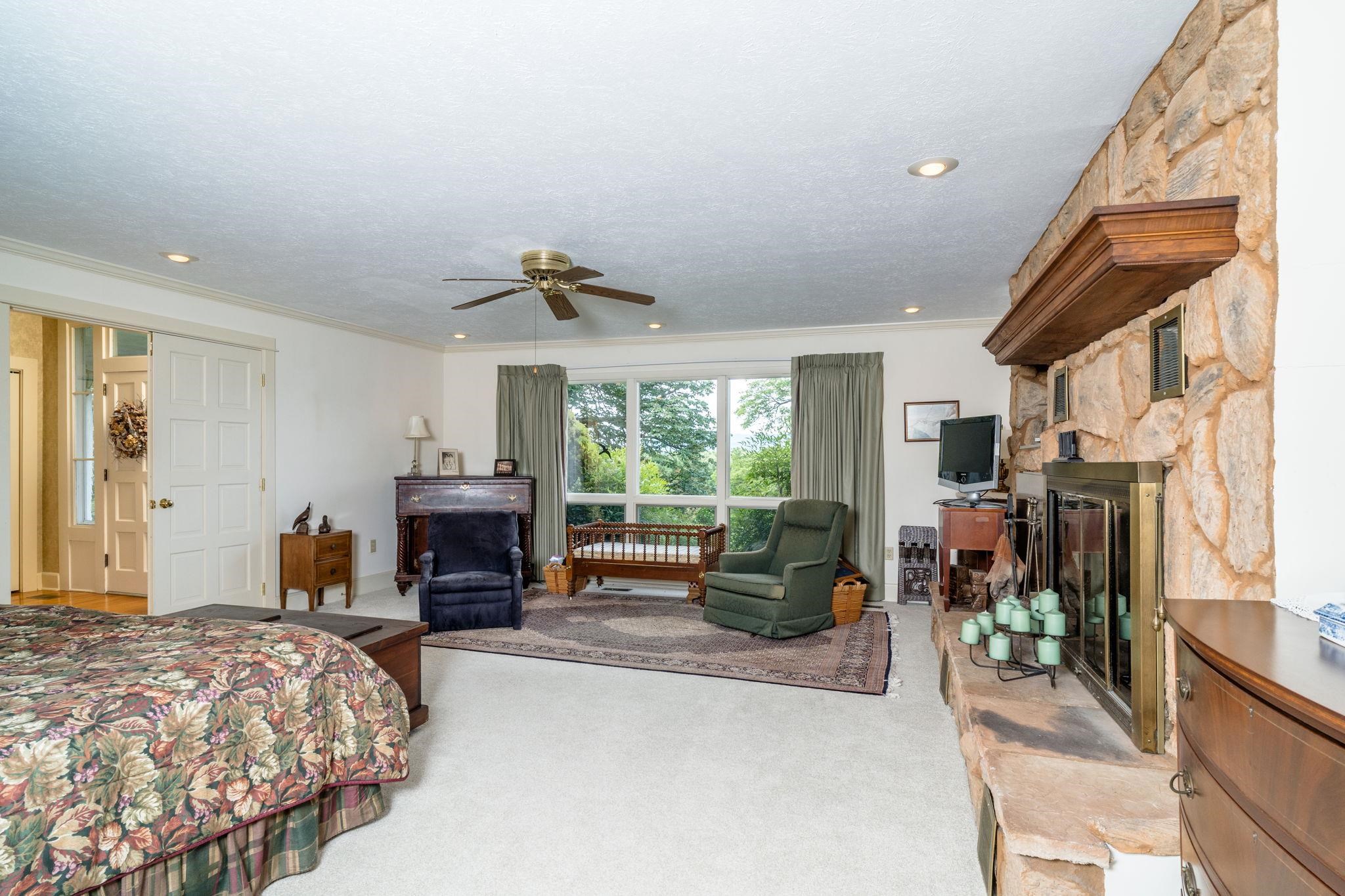 16540 STONEY LEA LN, ELKTON, Virginia 22827, 6 Bedrooms Bedrooms, ,3 BathroomsBathrooms,Residential,16540 STONEY LEA LN,666558 MLS # 666558