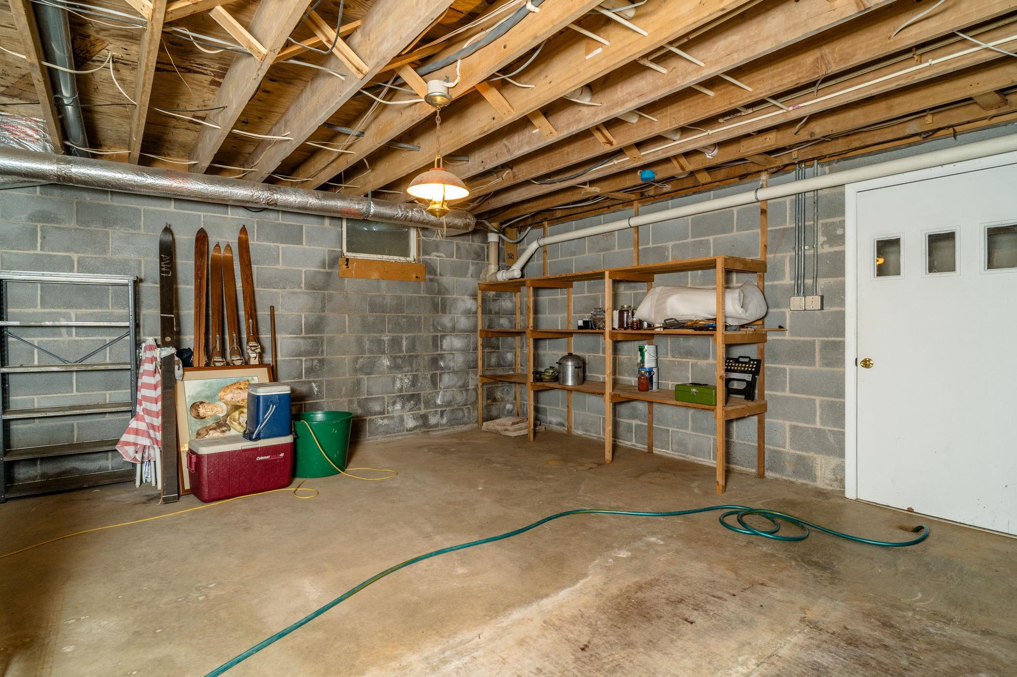 16540 STONEY LEA LN, ELKTON, Virginia 22827, 6 Bedrooms Bedrooms, ,3 BathroomsBathrooms,Residential,16540 STONEY LEA LN,666558 MLS # 666558