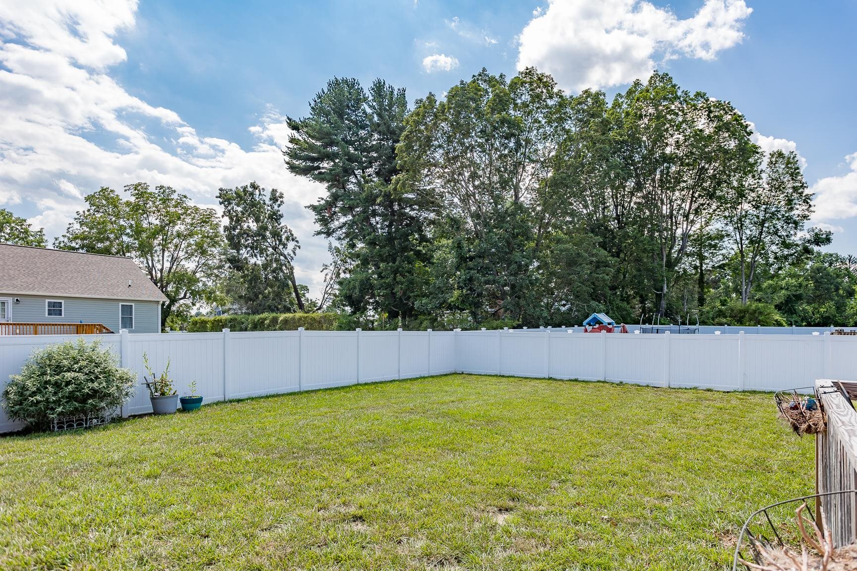 501 11TH ST, GROTTOES, Virginia 24441, 3 Bedrooms Bedrooms, ,2 BathroomsBathrooms,Residential,501 11TH ST,666561 MLS # 666561