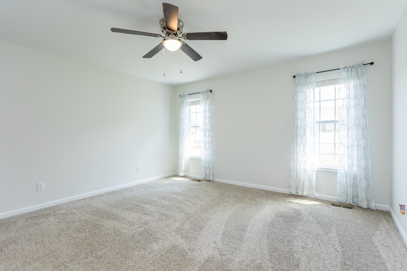 501 11TH ST, GROTTOES, Virginia 24441, 3 Bedrooms Bedrooms, ,2 BathroomsBathrooms,Residential,501 11TH ST,666561 MLS # 666561