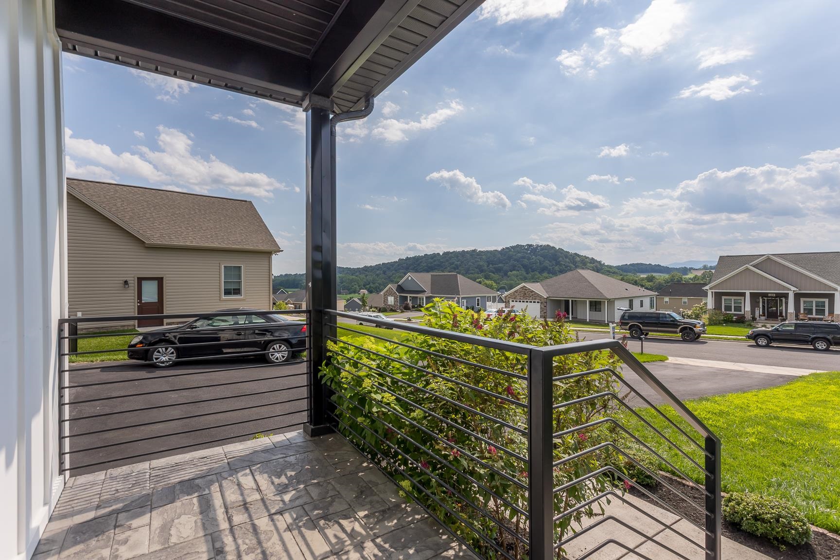 130 MILLVIEW DR, BRIDGEWATER, Virginia 22812, 4 Bedrooms Bedrooms, ,2 BathroomsBathrooms,Residential,130 MILLVIEW DR,666562 MLS # 666562