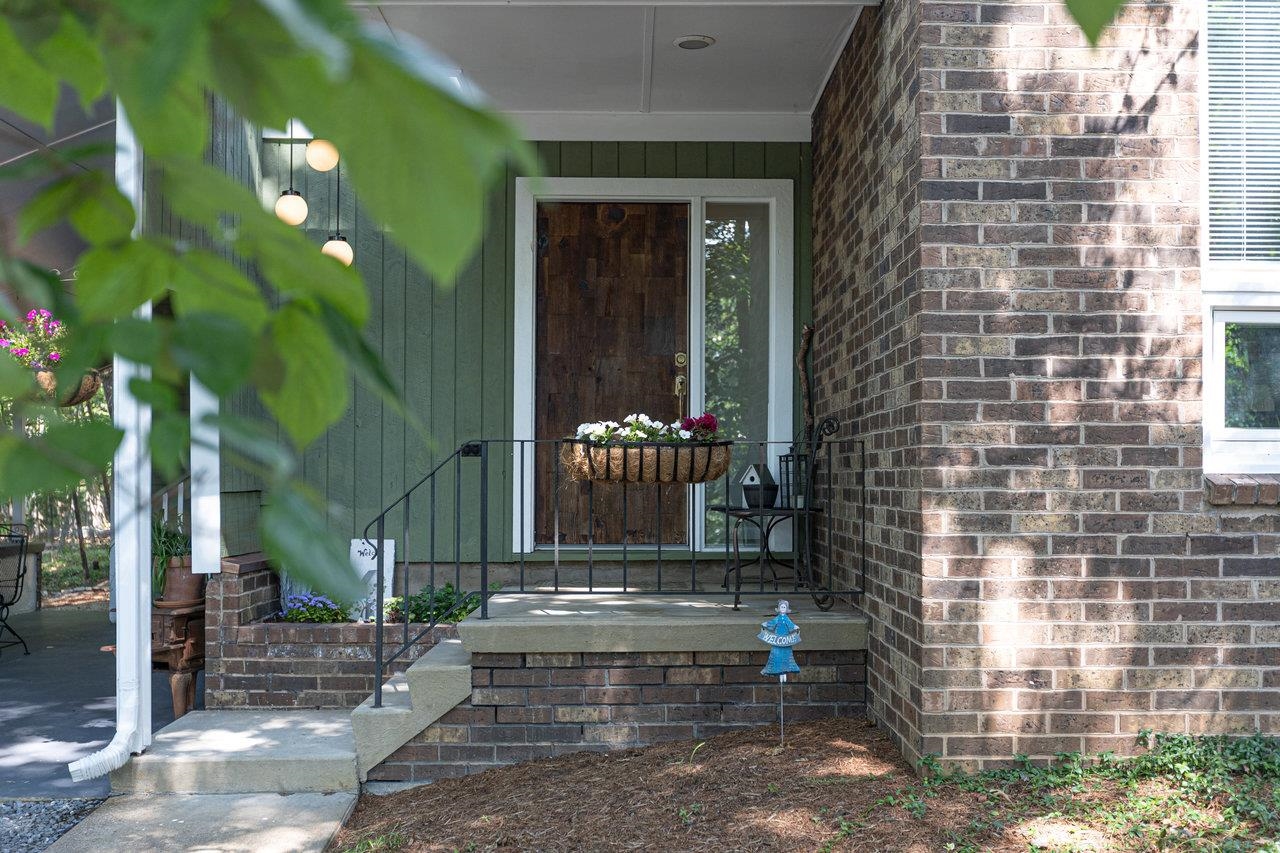138 HARTMAN CT, MCGAHEYSVILLE, Virginia 22840, 3 Bedrooms Bedrooms, ,2 BathroomsBathrooms,Residential,138 HARTMAN CT,666563 MLS # 666563