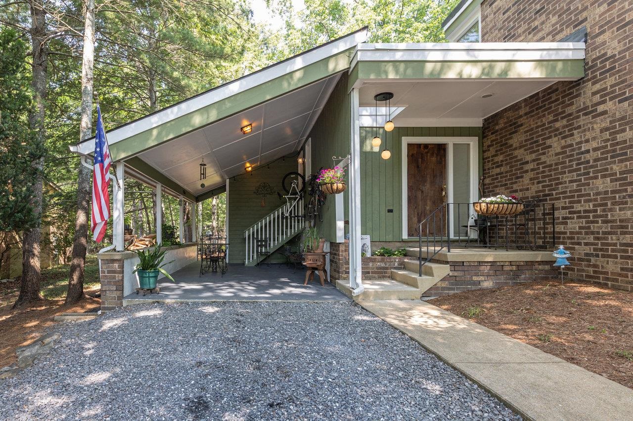 138 HARTMAN CT, MCGAHEYSVILLE, Virginia 22840, 3 Bedrooms Bedrooms, ,2 BathroomsBathrooms,Residential,138 HARTMAN CT,666563 MLS # 666563