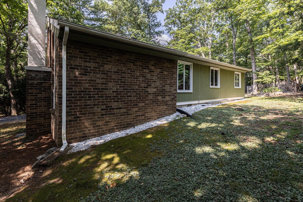 138 HARTMAN CT, MCGAHEYSVILLE, Virginia 22840, 3 Bedrooms Bedrooms, ,2 BathroomsBathrooms,Residential,138 HARTMAN CT,666563 MLS # 666563