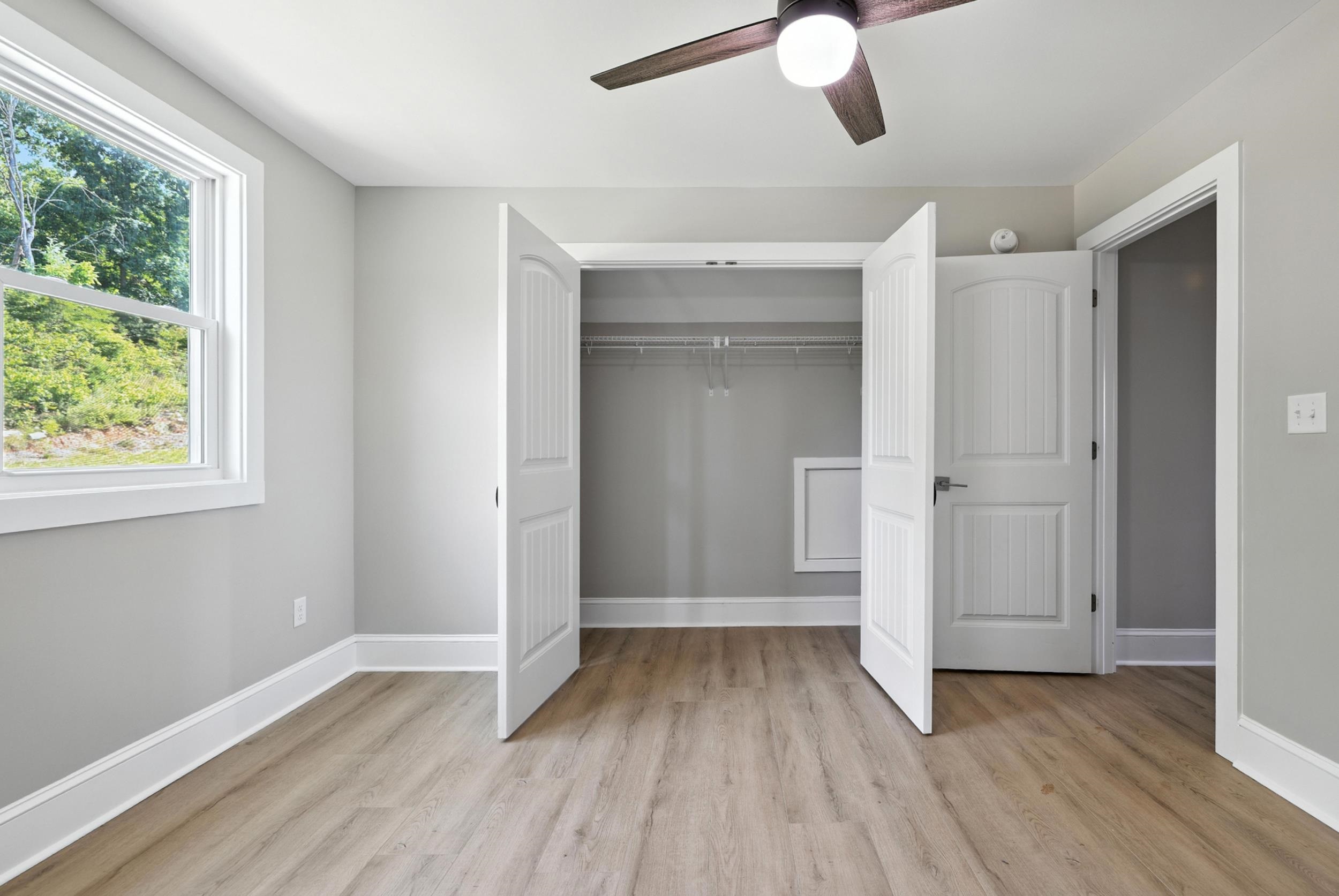 43 MCILWEE LN, STAUNTON, Virginia 24401, 4 Bedrooms Bedrooms, ,3 BathroomsBathrooms,Residential,43 Mcilwee Lane, Staunton VA 24401,43 MCILWEE LN,666564 MLS # 666564
