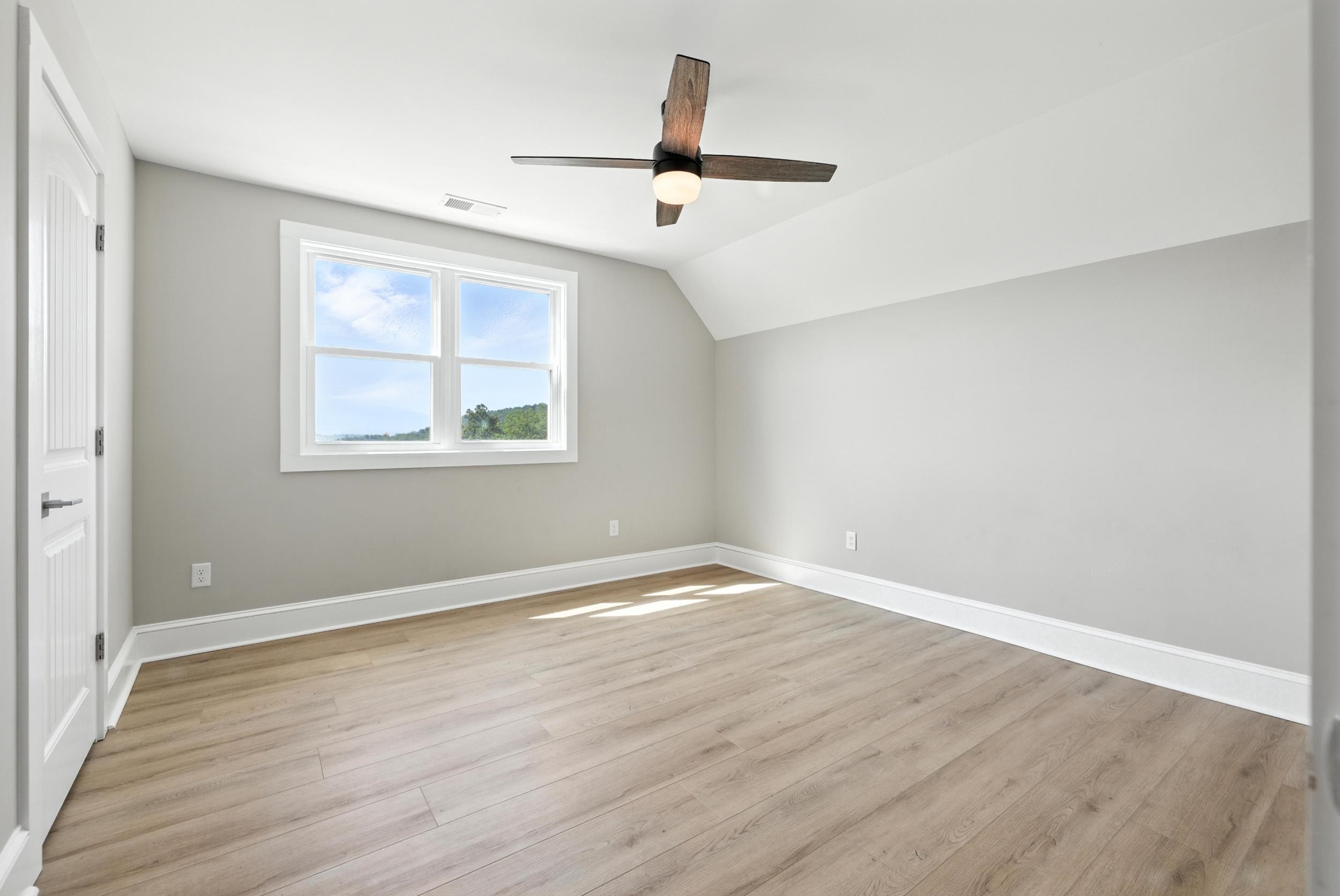 43 MCILWEE LN, STAUNTON, Virginia 24401, 4 Bedrooms Bedrooms, ,3 BathroomsBathrooms,Residential,43 Mcilwee Lane, Staunton VA 24401,43 MCILWEE LN,666564 MLS # 666564