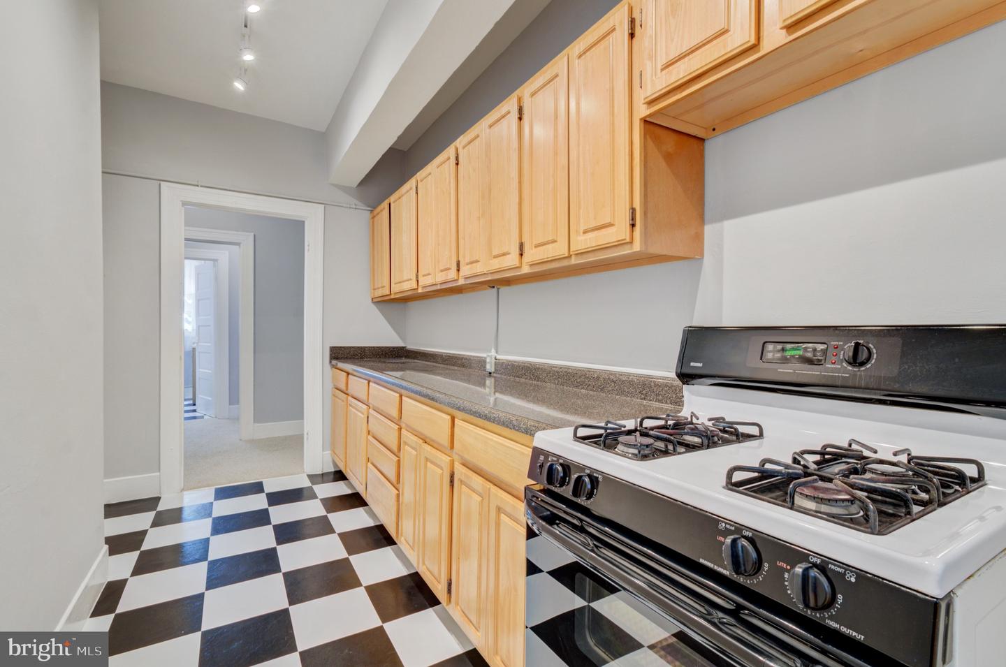 3024 TILDEN ST NW ##6, WASHINGTON, District Of Columbia 20008, 1 Bedroom Bedrooms, ,1 BathroomBathrooms,Residential,For sale,3024 TILDEN ST NW ##6,DCDC2204204 MLS # DCDC2204204