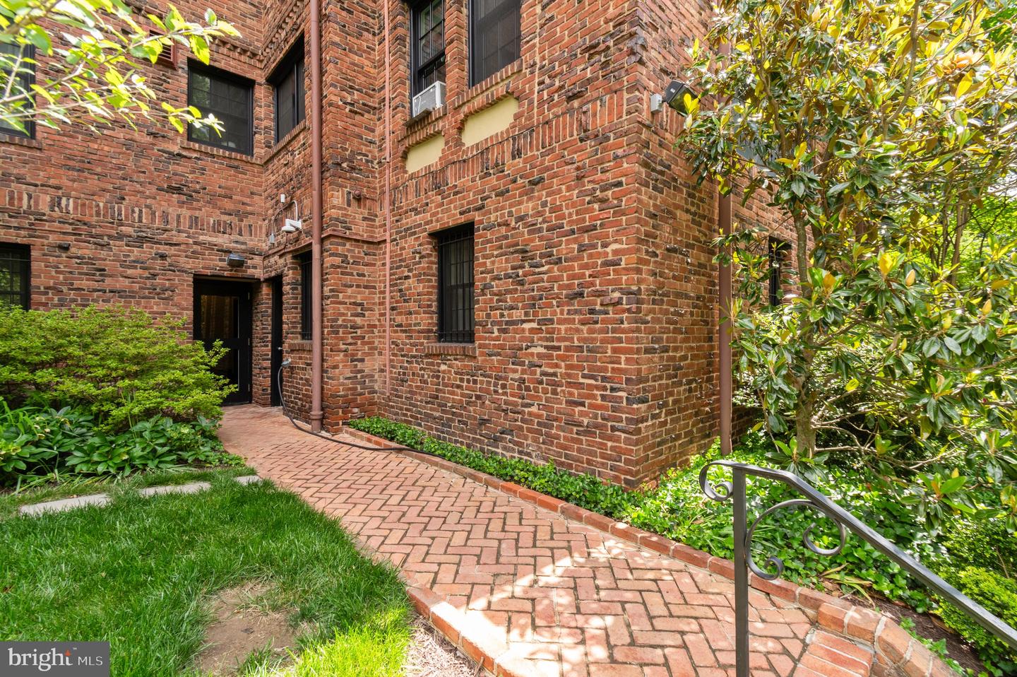 3024 TILDEN ST NW ##6, WASHINGTON, District Of Columbia 20008, 1 Bedroom Bedrooms, ,1 BathroomBathrooms,Residential,For sale,3024 TILDEN ST NW ##6,DCDC2204204 MLS # DCDC2204204