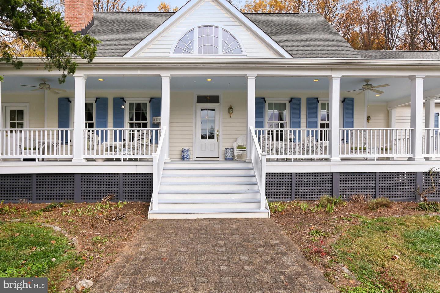 11208 W MONTPELIER RD, GREAT FALLS, Virginia 22066, 4 Bedrooms Bedrooms, ,3 BathroomsBathrooms,Residential,For sale,11208 W MONTPELIER RD,VAFX2246040 MLS # VAFX2246040