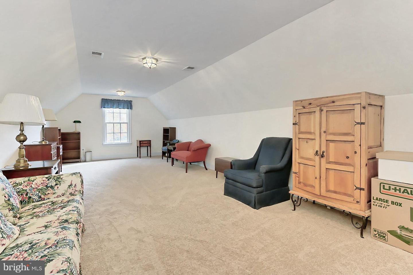 11208 W MONTPELIER RD, GREAT FALLS, Virginia 22066, 4 Bedrooms Bedrooms, ,3 BathroomsBathrooms,Residential,For sale,11208 W MONTPELIER RD,VAFX2246040 MLS # VAFX2246040