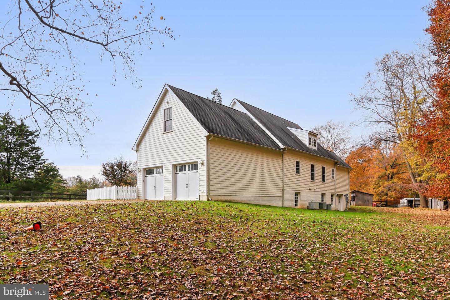 11208 W MONTPELIER RD, GREAT FALLS, Virginia 22066, 4 Bedrooms Bedrooms, ,3 BathroomsBathrooms,Residential,For sale,11208 W MONTPELIER RD,VAFX2246040 MLS # VAFX2246040