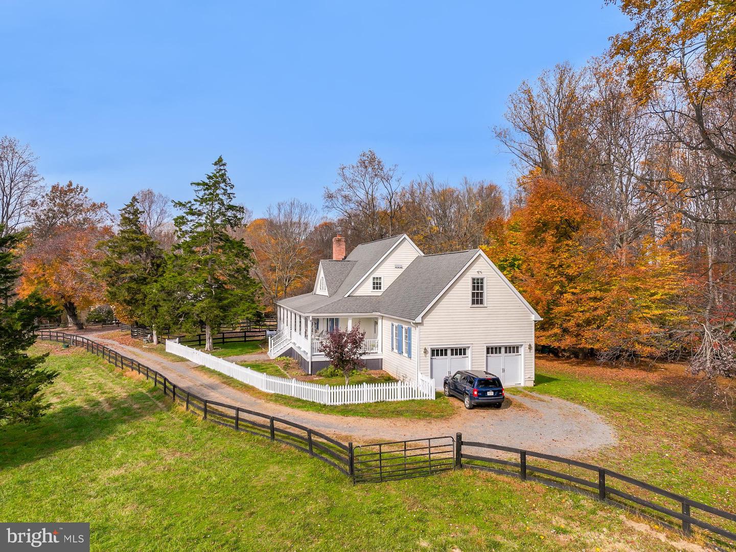11208 W MONTPELIER RD, GREAT FALLS, Virginia 22066, 4 Bedrooms Bedrooms, ,3 BathroomsBathrooms,Residential,For sale,11208 W MONTPELIER RD,VAFX2246040 MLS # VAFX2246040