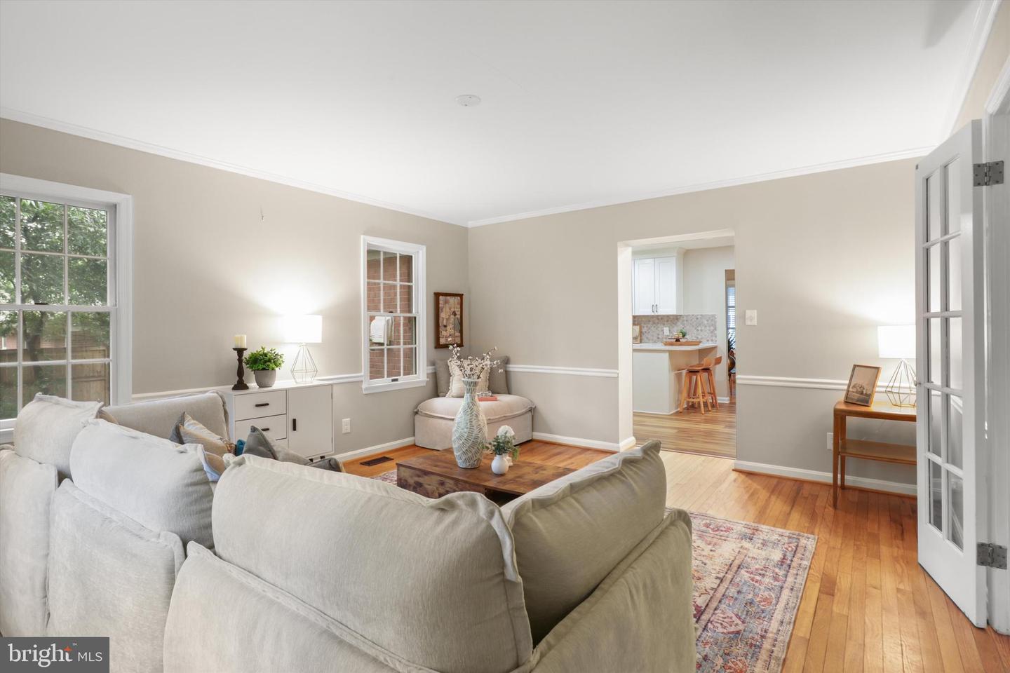 5304 KINGS PARK DR, SPRINGFIELD, Virginia 22151, 5 Bedrooms Bedrooms, ,2 BathroomsBathrooms,Residential,For sale,5304 KINGS PARK DR,VAFX2246930 MLS # VAFX2246930