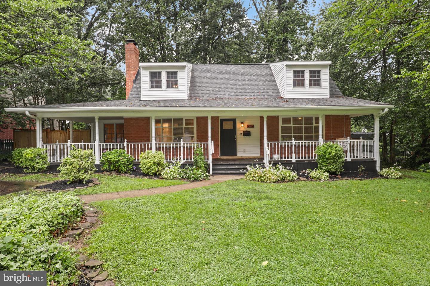 5304 KINGS PARK DR, SPRINGFIELD, Virginia 22151, 5 Bedrooms Bedrooms, ,2 BathroomsBathrooms,Residential,For sale,5304 KINGS PARK DR,VAFX2246930 MLS # VAFX2246930