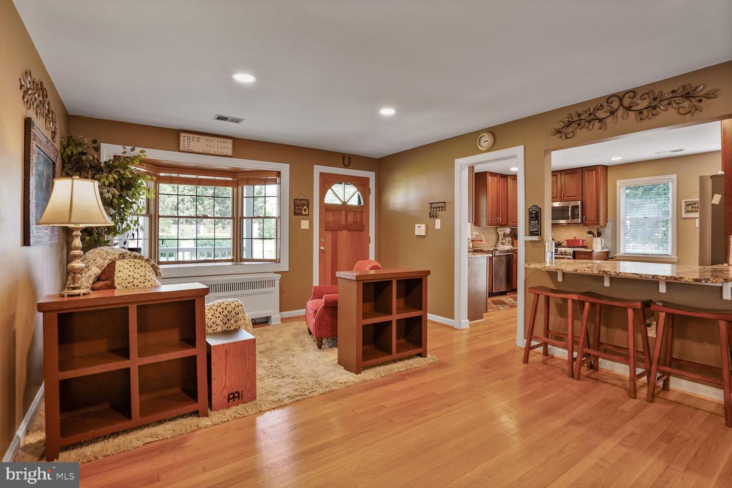 6012 BROOKLAND RD, ALEXANDRIA, Virginia 22310, 4 Bedrooms Bedrooms, ,2 BathroomsBathrooms,Residential,For sale,6012 BROOKLAND RD,VAFX2247242 MLS # VAFX2247242