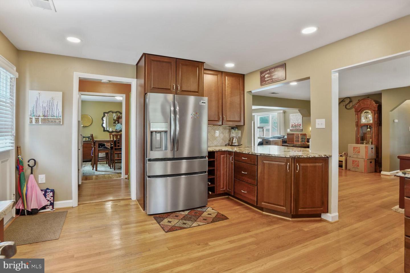6012 BROOKLAND RD, ALEXANDRIA, Virginia 22310, 4 Bedrooms Bedrooms, ,2 BathroomsBathrooms,Residential,For sale,6012 BROOKLAND RD,VAFX2247242 MLS # VAFX2247242