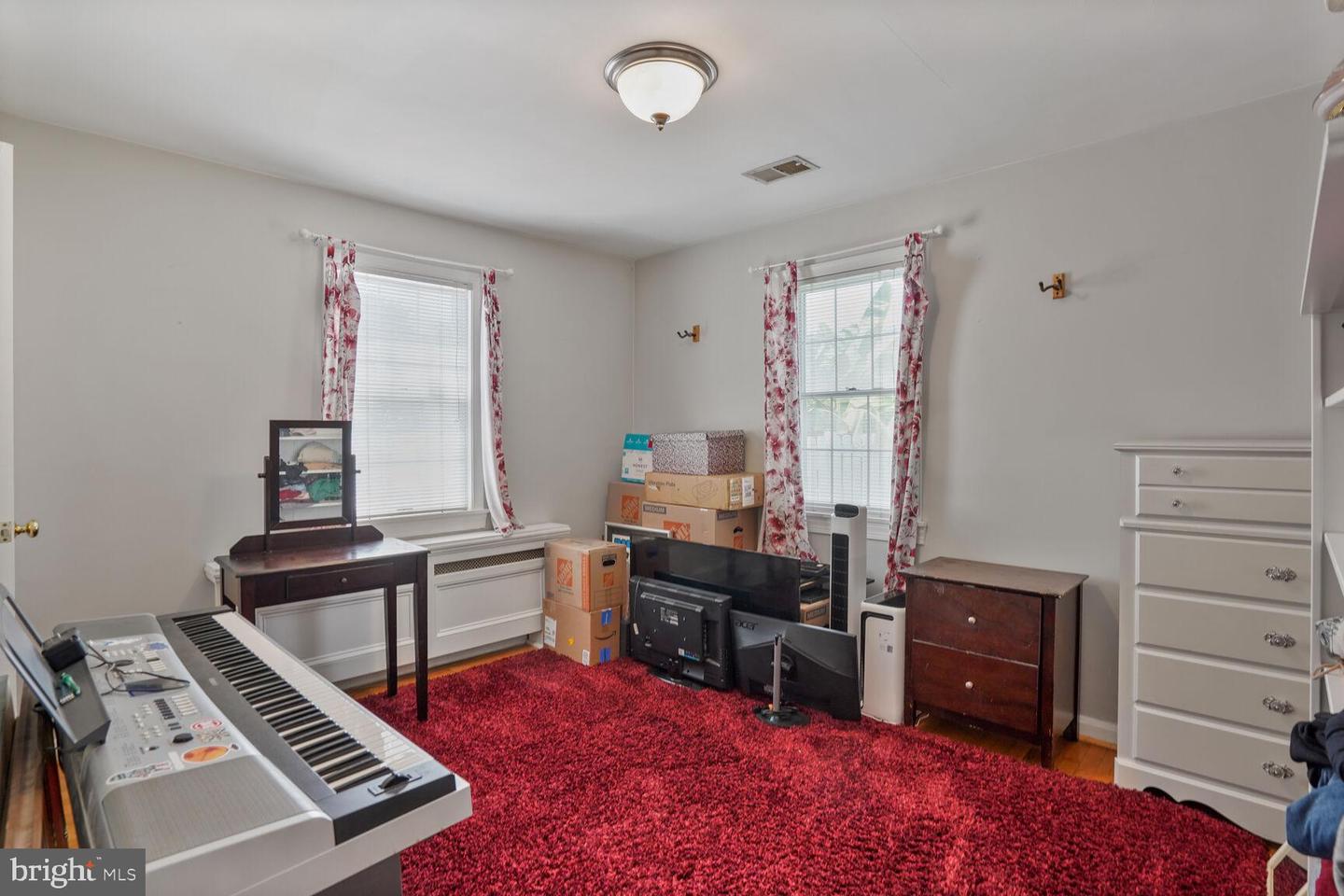 6012 BROOKLAND RD, ALEXANDRIA, Virginia 22310, 4 Bedrooms Bedrooms, ,2 BathroomsBathrooms,Residential,For sale,6012 BROOKLAND RD,VAFX2247242 MLS # VAFX2247242
