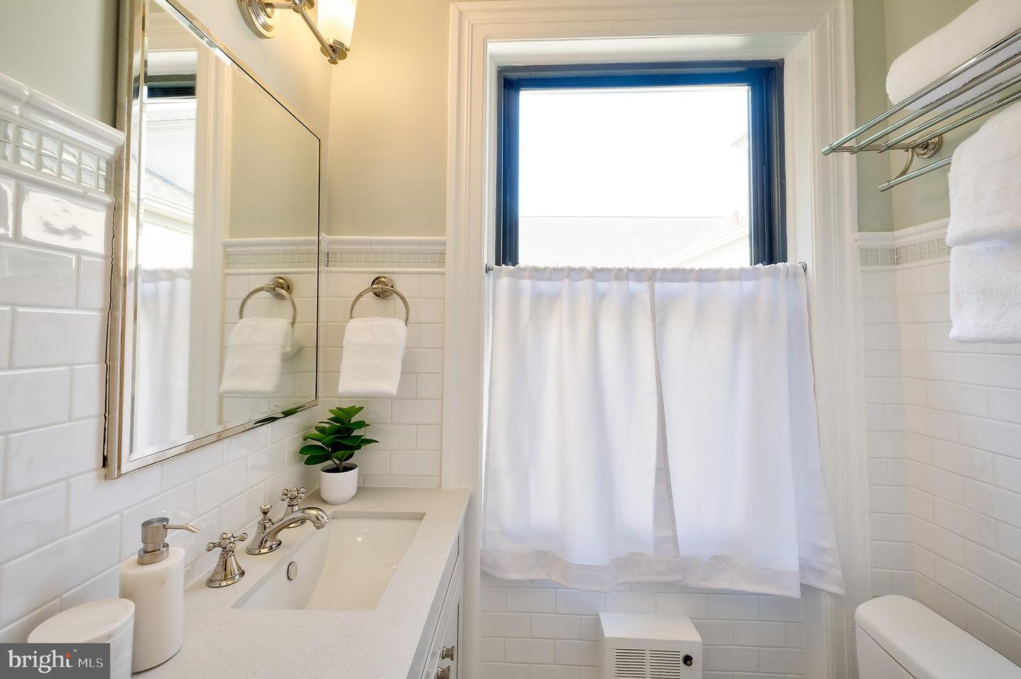 3100 CONNECTICUT AVE NW #434, WASHINGTON, District Of Columbia 20008, 1 Bedroom Bedrooms, ,1 BathroomBathrooms,Residential,For sale,3100 CONNECTICUT AVE NW #434,DCDC2206250 MLS # DCDC2206250
