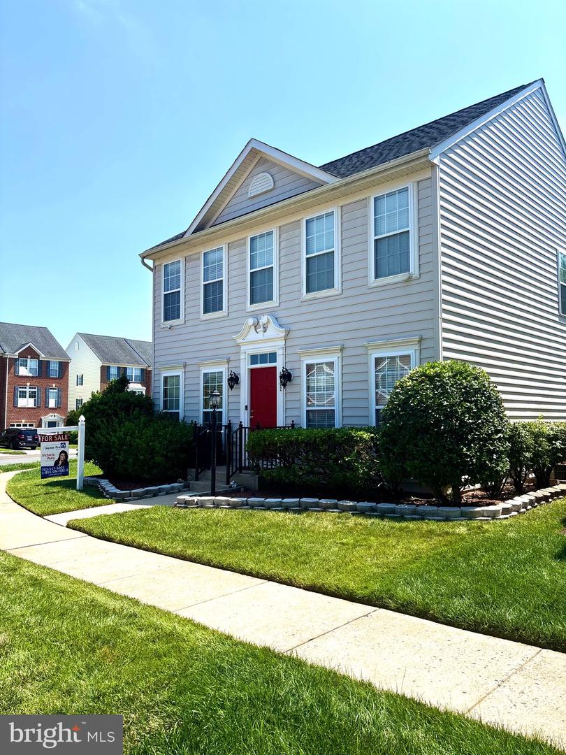 6702 SELBOURNE LN, GAINESVILLE, Virginia 20155, 4 Bedrooms Bedrooms, ,3 BathroomsBathrooms,Residential,For sale,6702 SELBOURNE LN,VAPW2097434 MLS # VAPW2097434