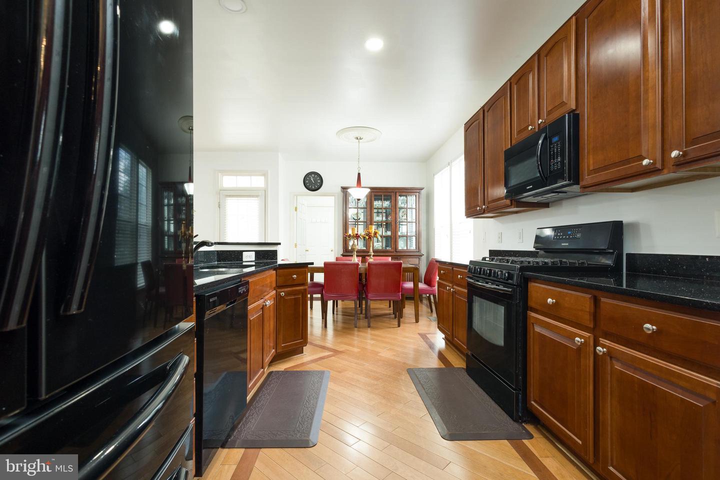 6702 SELBOURNE LN, GAINESVILLE, Virginia 20155, 3 Bedrooms Bedrooms, ,3 BathroomsBathrooms,Residential,For sale,6702 SELBOURNE LN,VAPW2097434 MLS # VAPW2097434