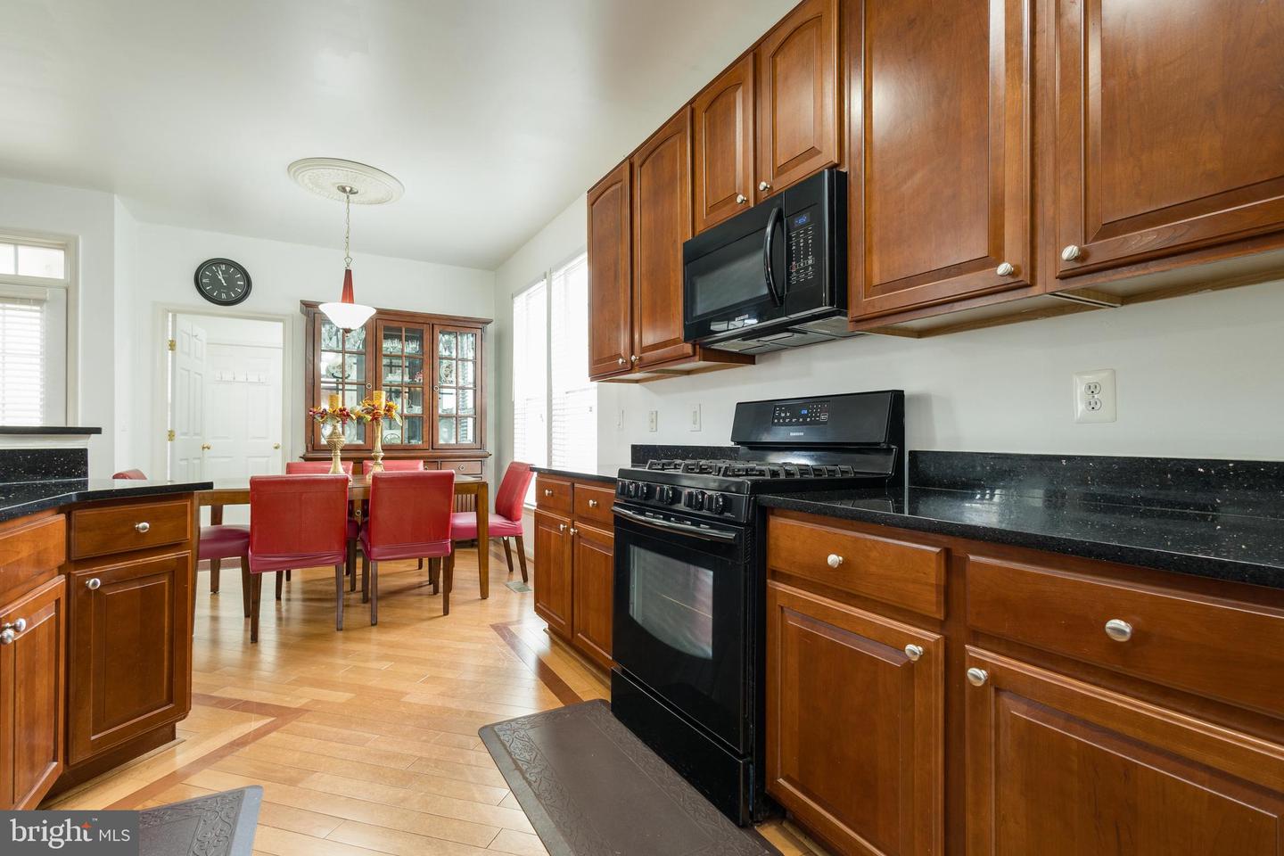 6702 SELBOURNE LN, GAINESVILLE, Virginia 20155, 3 Bedrooms Bedrooms, ,3 BathroomsBathrooms,Residential,For sale,6702 SELBOURNE LN,VAPW2097434 MLS # VAPW2097434