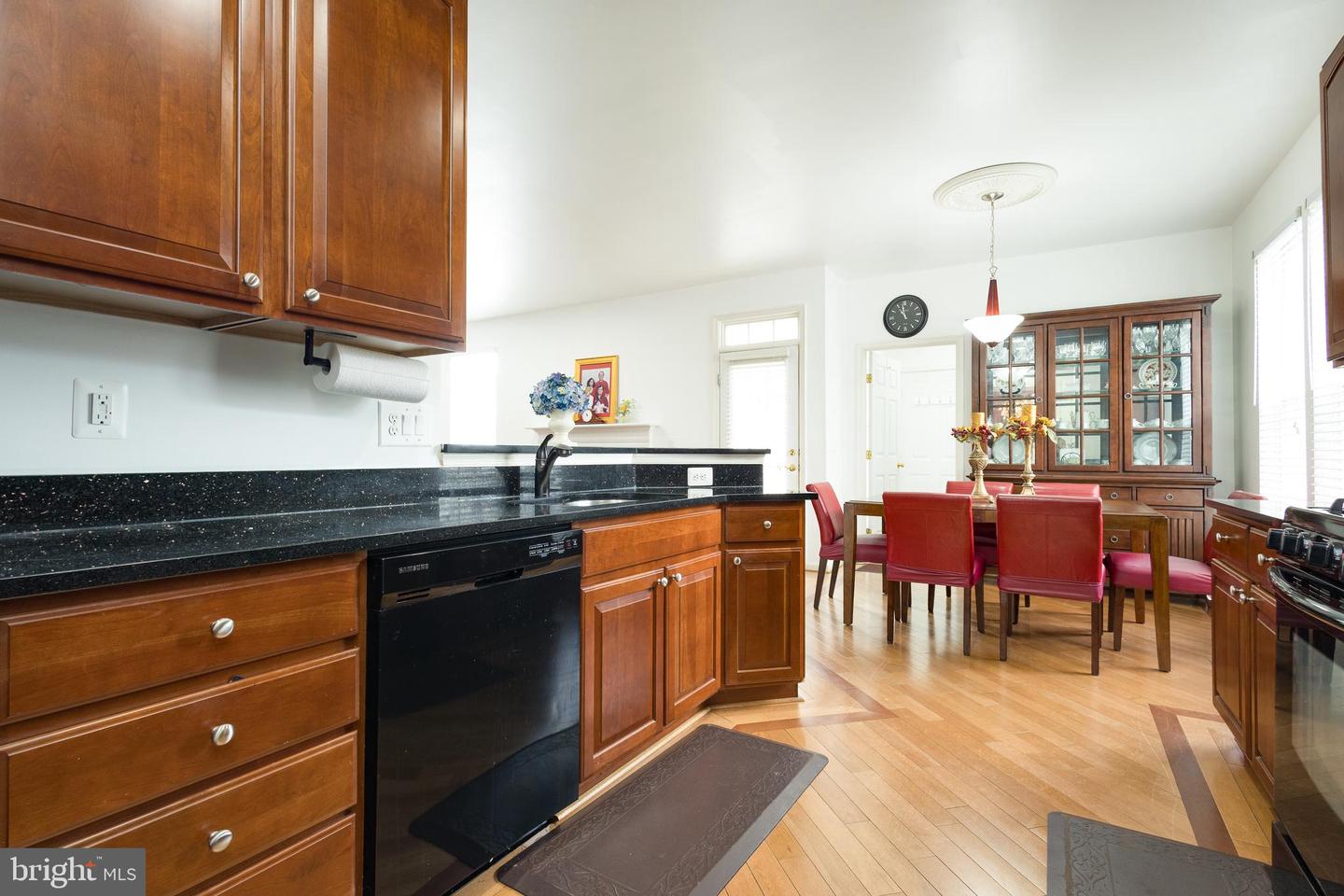 6702 SELBOURNE LN, GAINESVILLE, Virginia 20155, 3 Bedrooms Bedrooms, ,3 BathroomsBathrooms,Residential,For sale,6702 SELBOURNE LN,VAPW2097434 MLS # VAPW2097434