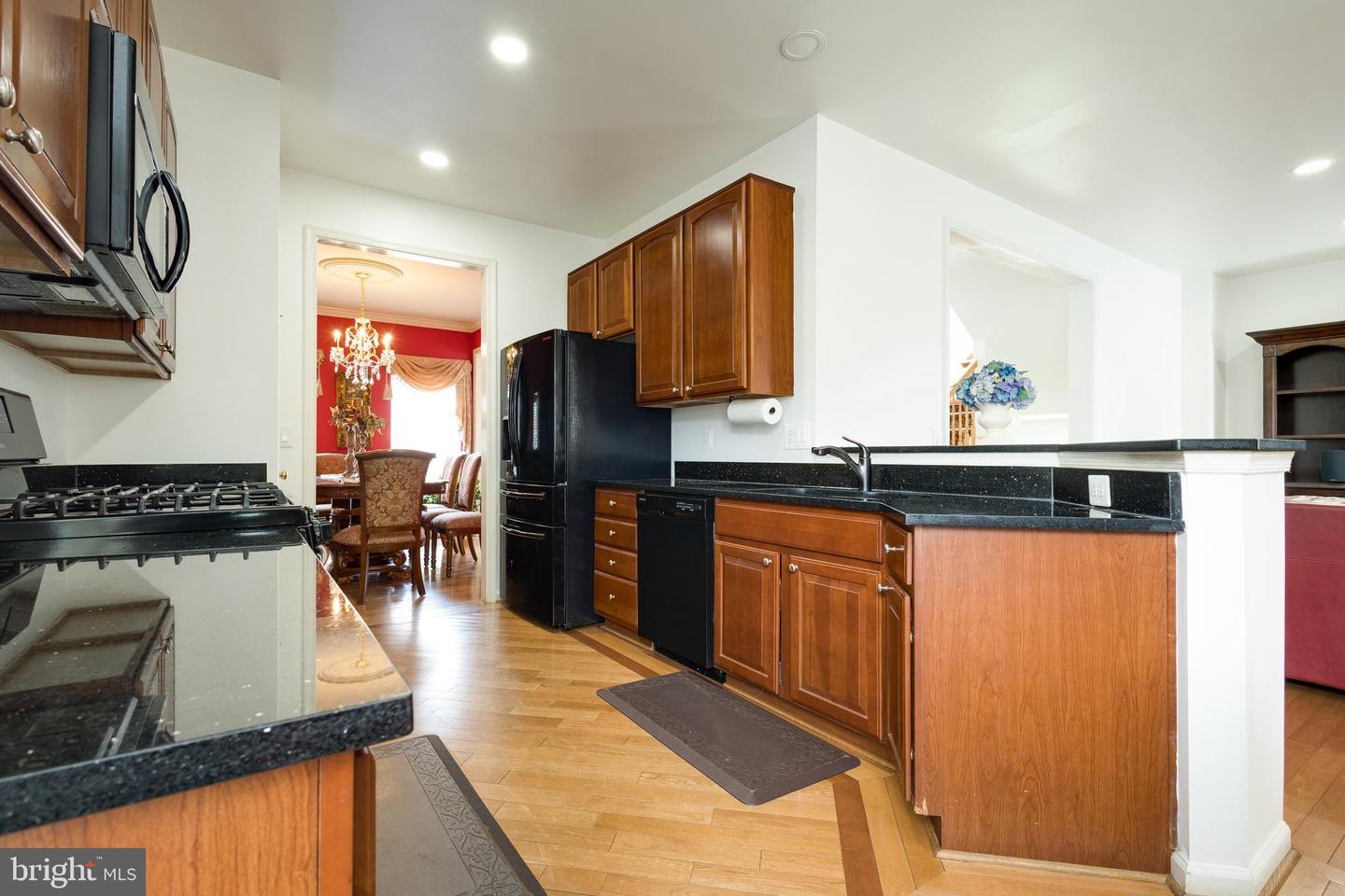 6702 SELBOURNE LN, GAINESVILLE, Virginia 20155, 3 Bedrooms Bedrooms, ,3 BathroomsBathrooms,Residential,For sale,6702 SELBOURNE LN,VAPW2097434 MLS # VAPW2097434