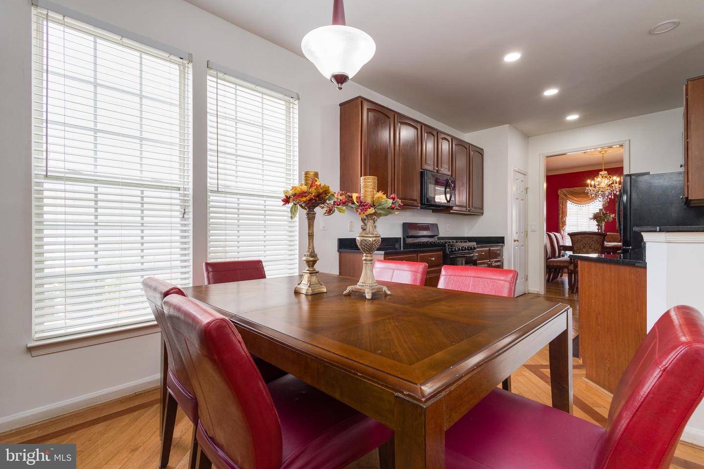 6702 SELBOURNE LN, GAINESVILLE, Virginia 20155, 3 Bedrooms Bedrooms, ,3 BathroomsBathrooms,Residential,For sale,6702 SELBOURNE LN,VAPW2097434 MLS # VAPW2097434