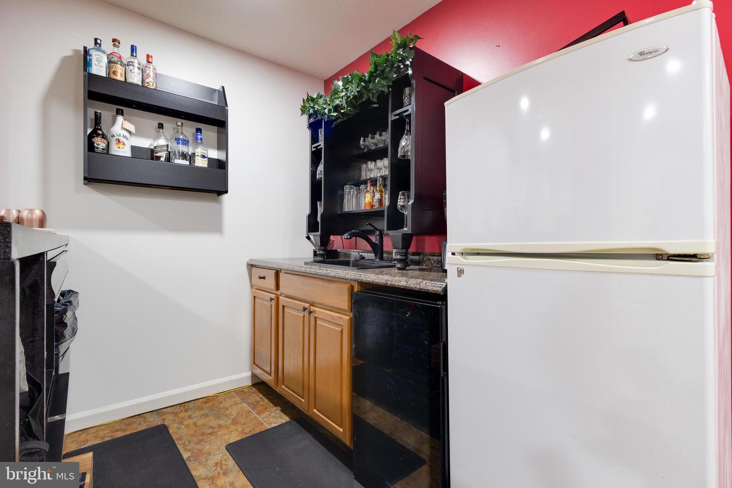 6702 SELBOURNE LN, GAINESVILLE, Virginia 20155, 3 Bedrooms Bedrooms, ,3 BathroomsBathrooms,Residential,For sale,6702 SELBOURNE LN,VAPW2097434 MLS # VAPW2097434