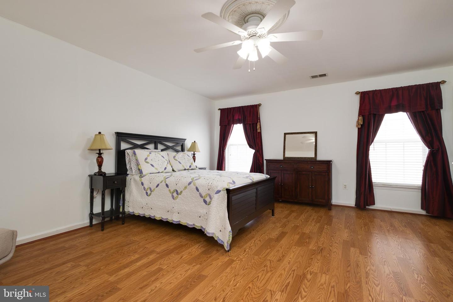 6702 SELBOURNE LN, GAINESVILLE, Virginia 20155, 3 Bedrooms Bedrooms, ,3 BathroomsBathrooms,Residential,For sale,6702 SELBOURNE LN,VAPW2097434 MLS # VAPW2097434