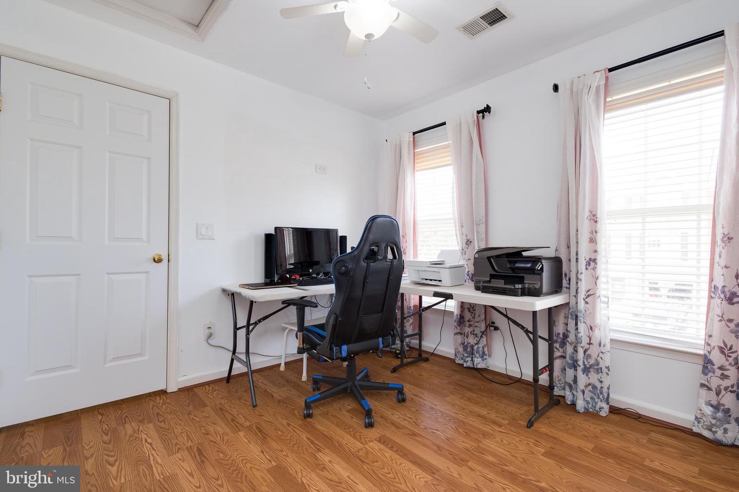 6702 SELBOURNE LN, GAINESVILLE, Virginia 20155, 3 Bedrooms Bedrooms, ,3 BathroomsBathrooms,Residential,For sale,6702 SELBOURNE LN,VAPW2097434 MLS # VAPW2097434