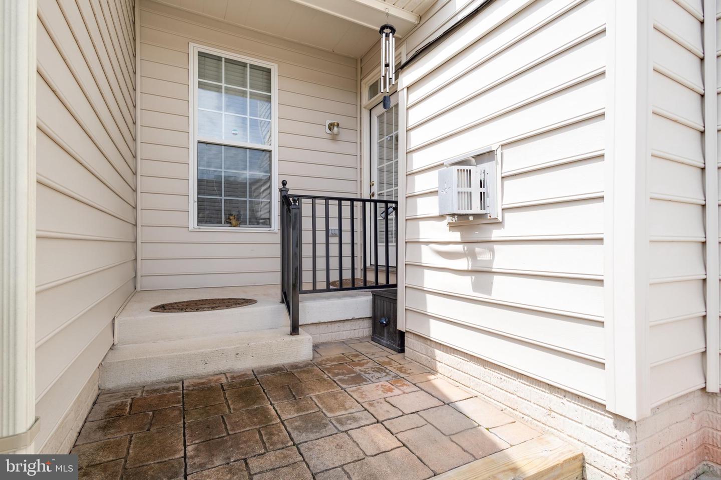 6702 SELBOURNE LN, GAINESVILLE, Virginia 20155, 3 Bedrooms Bedrooms, ,3 BathroomsBathrooms,Residential,For sale,6702 SELBOURNE LN,VAPW2097434 MLS # VAPW2097434