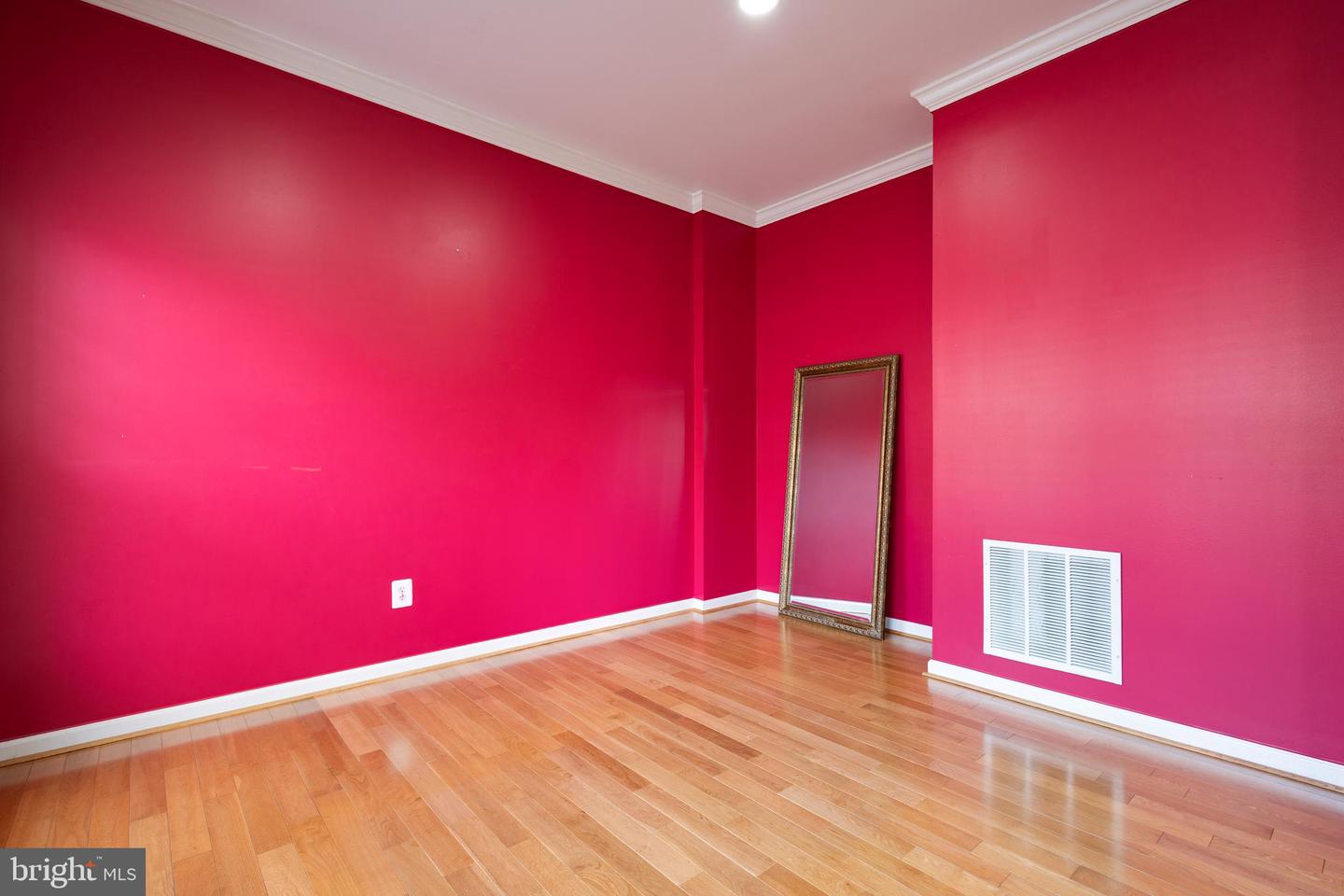 6702 SELBOURNE LN, GAINESVILLE, Virginia 20155, 3 Bedrooms Bedrooms, ,3 BathroomsBathrooms,Residential,For sale,6702 SELBOURNE LN,VAPW2097434 MLS # VAPW2097434