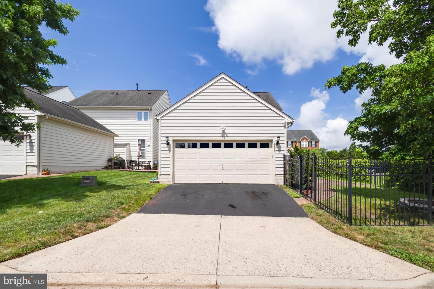 6702 SELBOURNE LN, GAINESVILLE, Virginia 20155, 3 Bedrooms Bedrooms, ,3 BathroomsBathrooms,Residential,For sale,6702 SELBOURNE LN,VAPW2097434 MLS # VAPW2097434