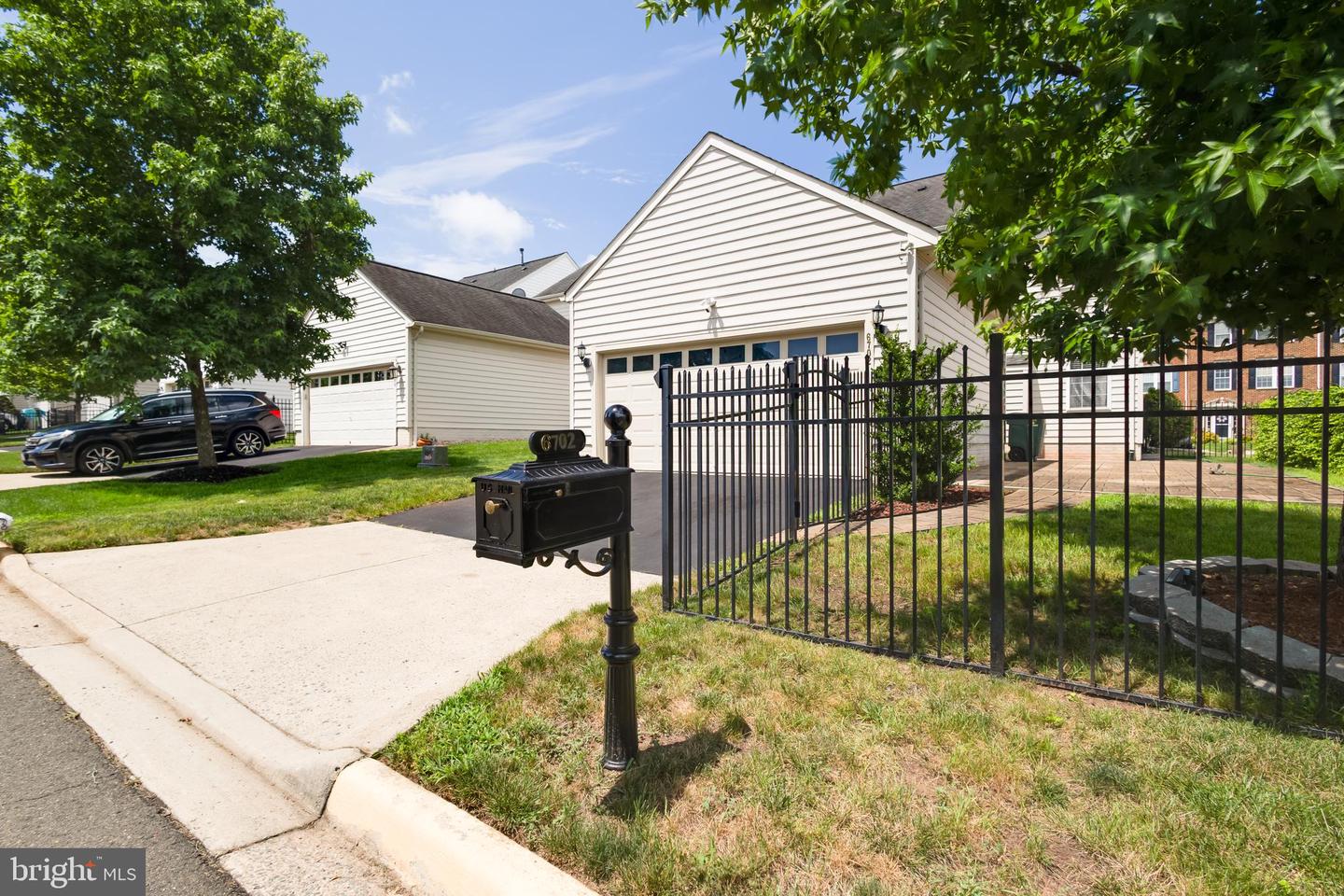 6702 SELBOURNE LN, GAINESVILLE, Virginia 20155, 3 Bedrooms Bedrooms, ,3 BathroomsBathrooms,Residential,For sale,6702 SELBOURNE LN,VAPW2097434 MLS # VAPW2097434