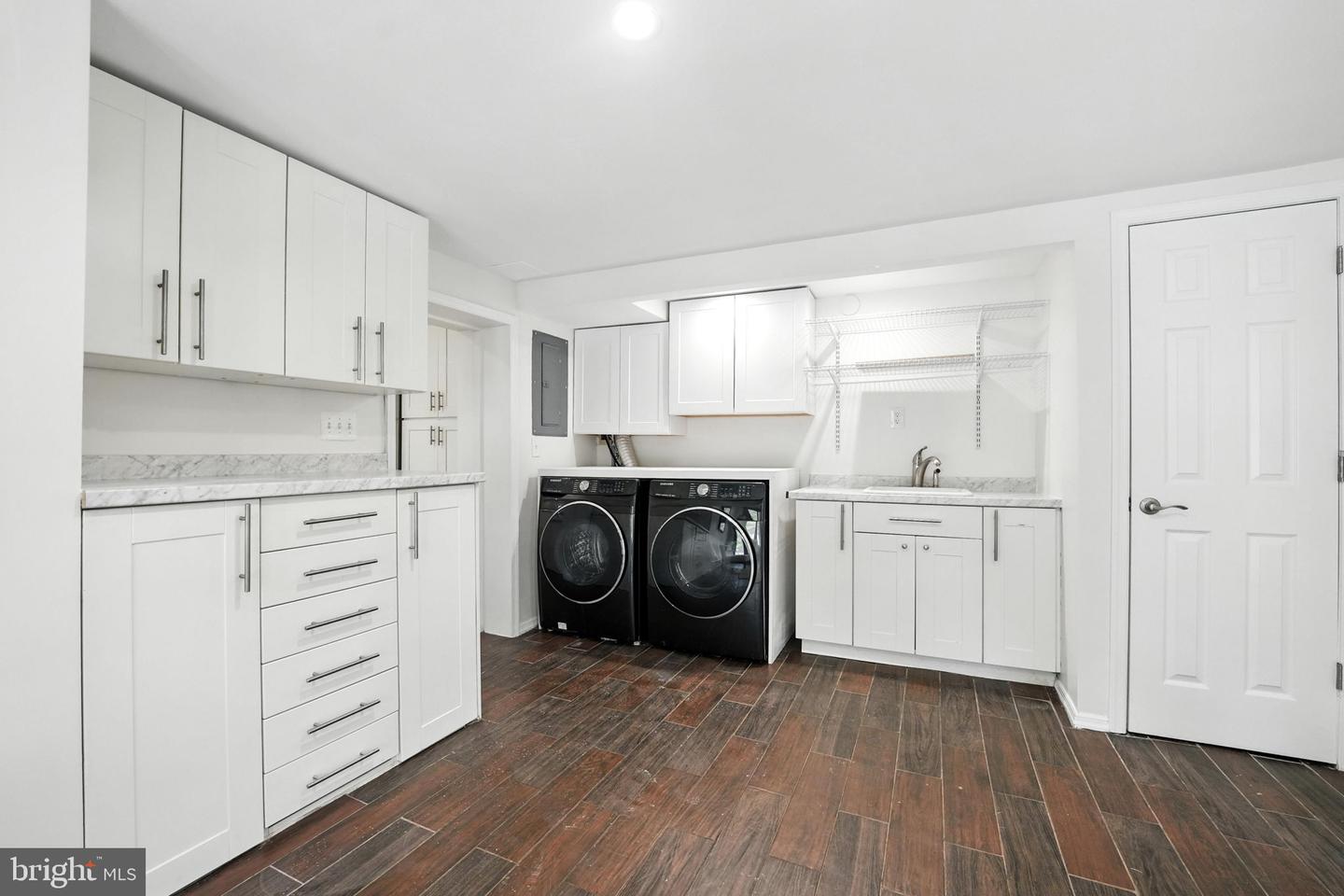 1740 PROFFIT RD, VIENNA, Virginia 22182, 5 Bedrooms Bedrooms, ,3 BathroomsBathrooms,Residential,For sale,1740 PROFFIT RD,VAFX2249420 MLS # VAFX2249420