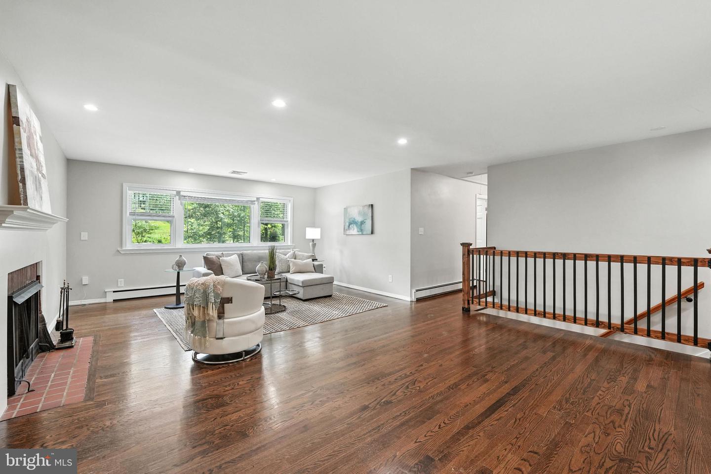 1740 PROFFIT RD, VIENNA, Virginia 22182, 5 Bedrooms Bedrooms, ,3 BathroomsBathrooms,Residential,For sale,1740 PROFFIT RD,VAFX2249420 MLS # VAFX2249420