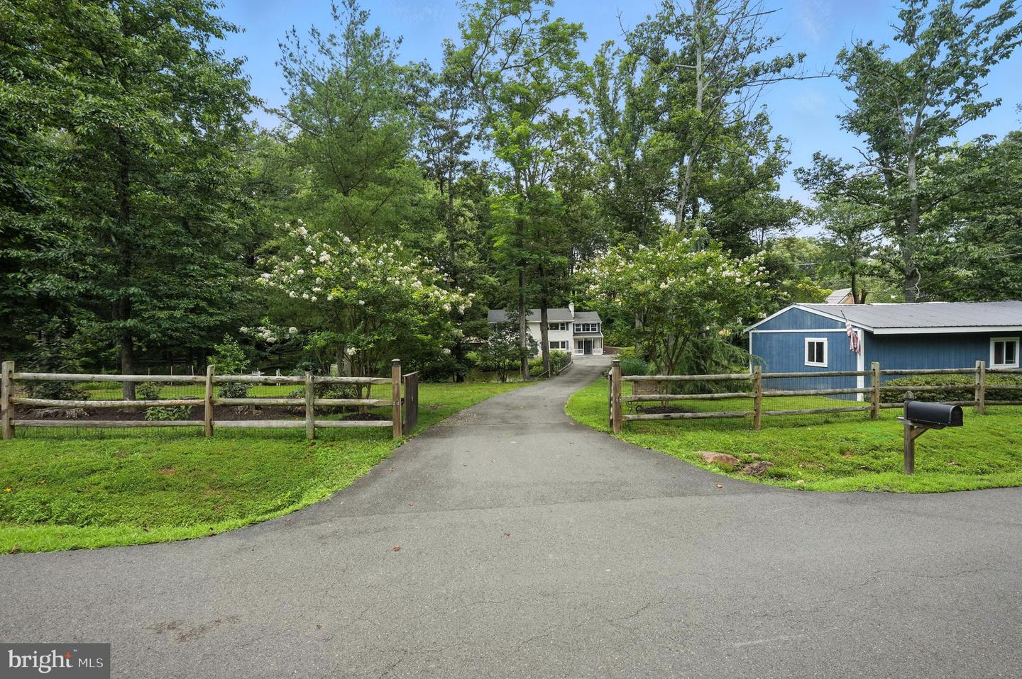1740 PROFFIT RD, VIENNA, Virginia 22182, 5 Bedrooms Bedrooms, ,3 BathroomsBathrooms,Residential,For sale,1740 PROFFIT RD,VAFX2249420 MLS # VAFX2249420