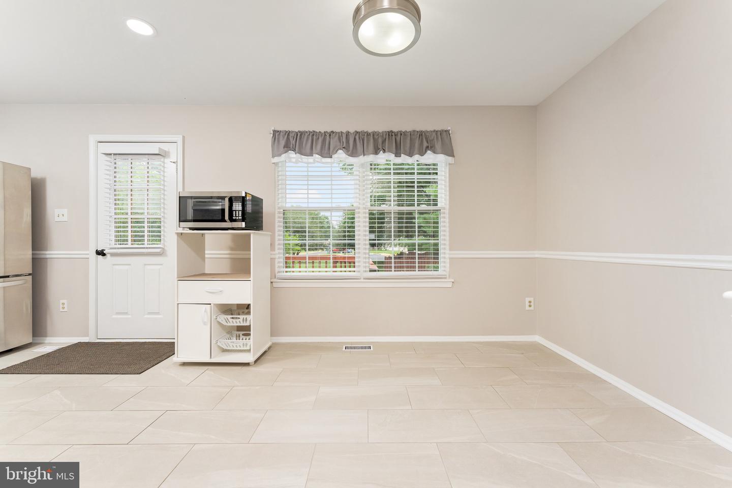 8761 DEBLANC PL, MANASSAS, Virginia 20110, 4 Bedrooms Bedrooms, ,2 BathroomsBathrooms,Residential,For sale,8761 DEBLANC PL,VAMN2008576 MLS # VAMN2008576