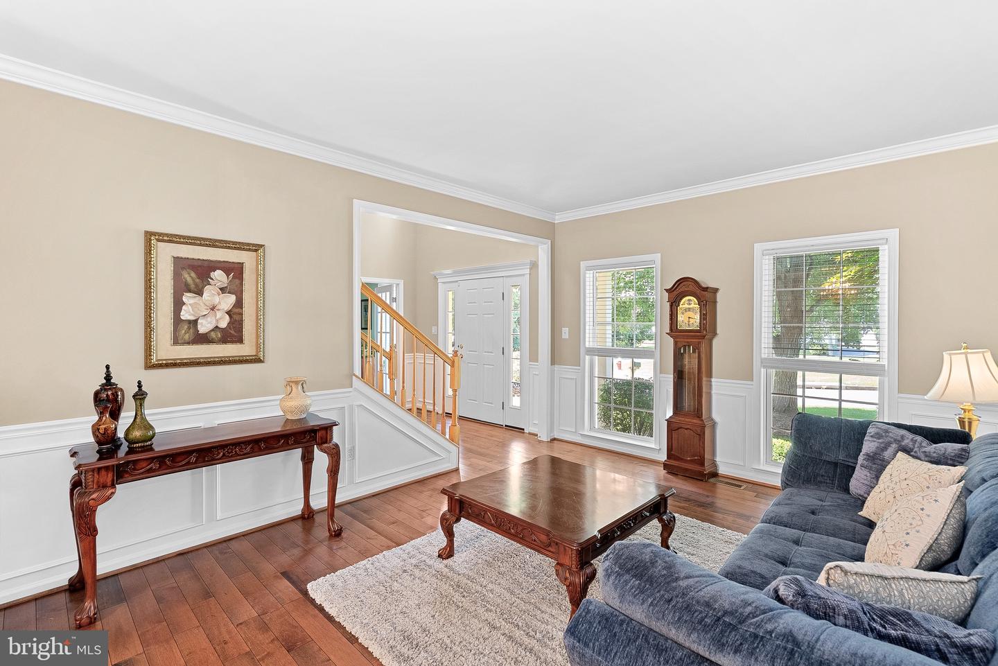43682 MAVERICK LN, CHANTILLY, Virginia 20152, 4 Bedrooms Bedrooms, ,3 BathroomsBathrooms,Residential,For sale,43682 MAVERICK LN,VALO2100448 MLS # VALO2100448