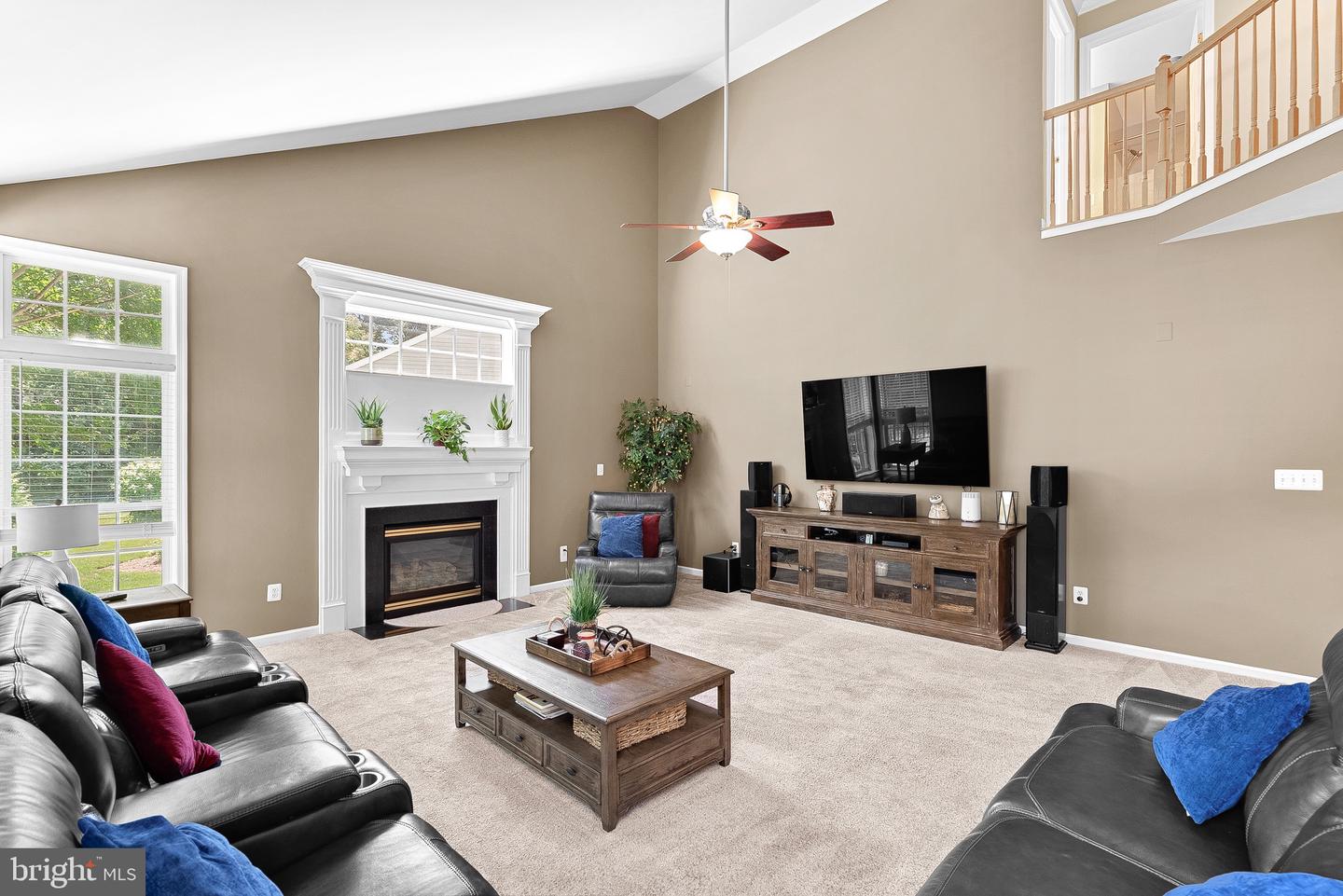 43682 MAVERICK LN, CHANTILLY, Virginia 20152, 4 Bedrooms Bedrooms, ,3 BathroomsBathrooms,Residential,For sale,43682 MAVERICK LN,VALO2100448 MLS # VALO2100448
