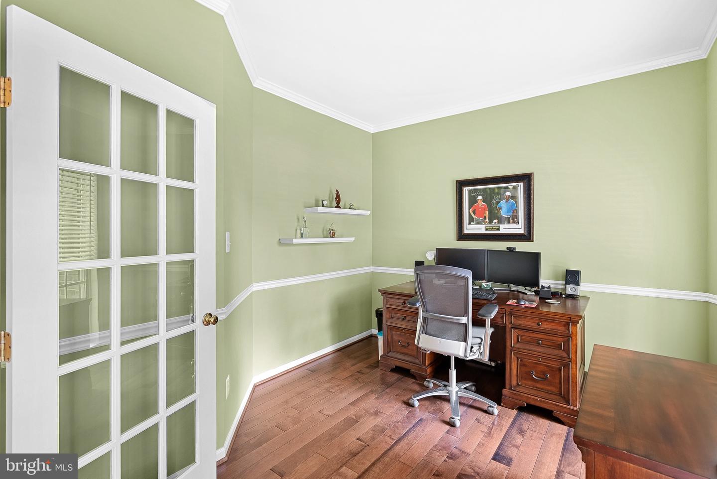 43682 MAVERICK LN, CHANTILLY, Virginia 20152, 4 Bedrooms Bedrooms, ,3 BathroomsBathrooms,Residential,For sale,43682 MAVERICK LN,VALO2100448 MLS # VALO2100448